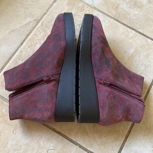 Lucky Brand Shoes - Lucky Brand Ankle boot size 7